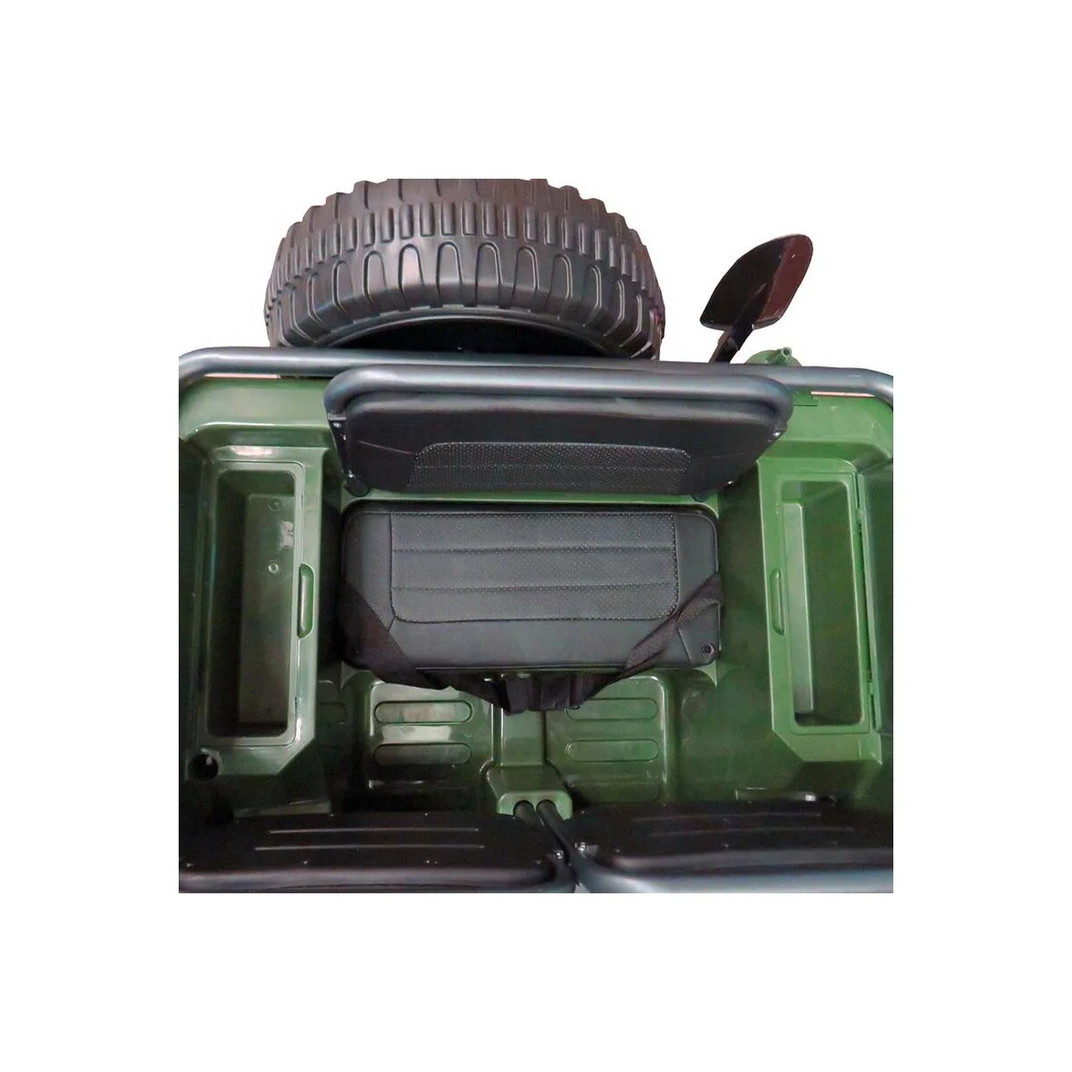 Voiture Jeep militaire 3 places 12V 4WD 2.4Ghz Siva Siva SV-50991 - 6 Voiture Jeep militaire 3 places 12V 4WD 2.4Ghz Siva Siva SV-50991 - 6