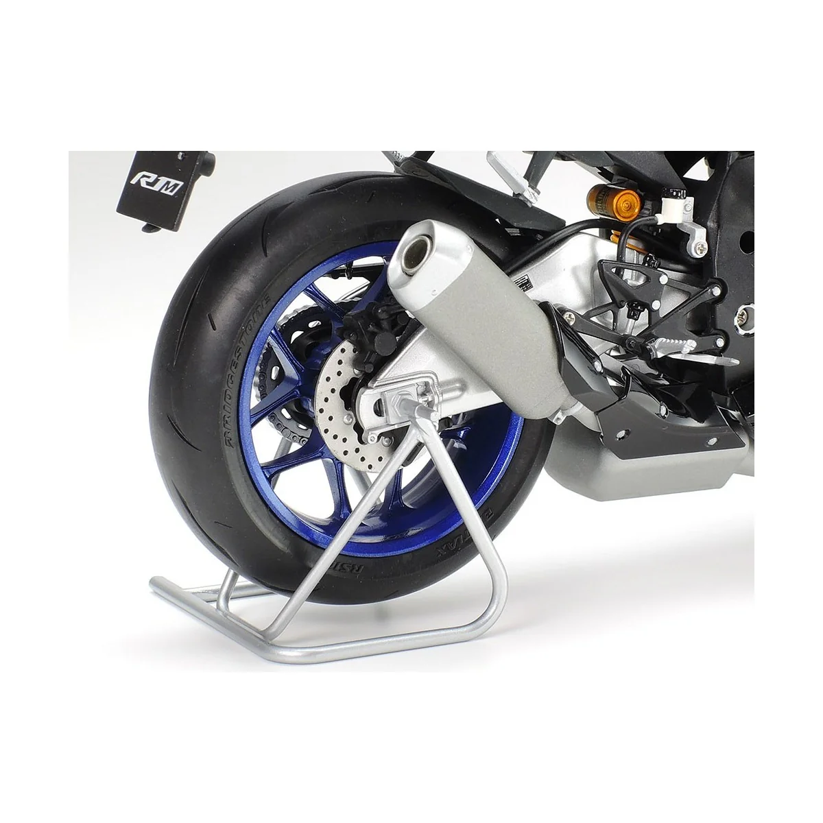 Motorcycle Yamaha YZF-R1M 1/12 Tamiya Tamiya 14133 - 6 Motorcycle Yamaha YZF-R1M 1/12 Tamiya Tamiya 14133 - 6