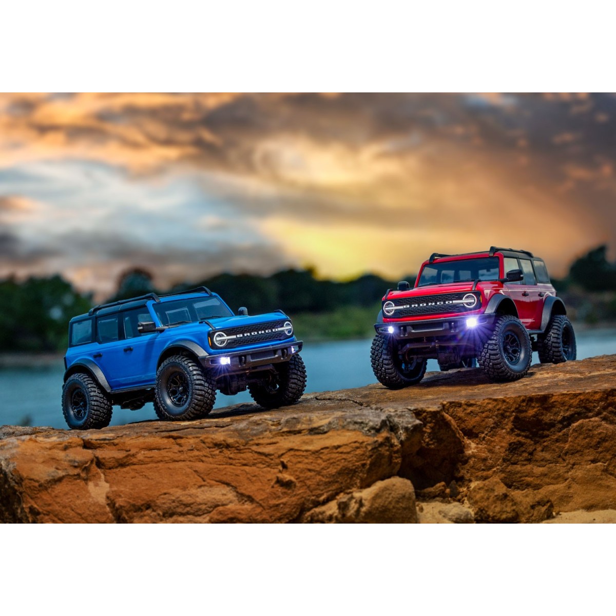 TRX-4M Ford Bronco 2021 4WD RTR Traxxas 97074-1 Traxxas TRX-97074-1 - 32