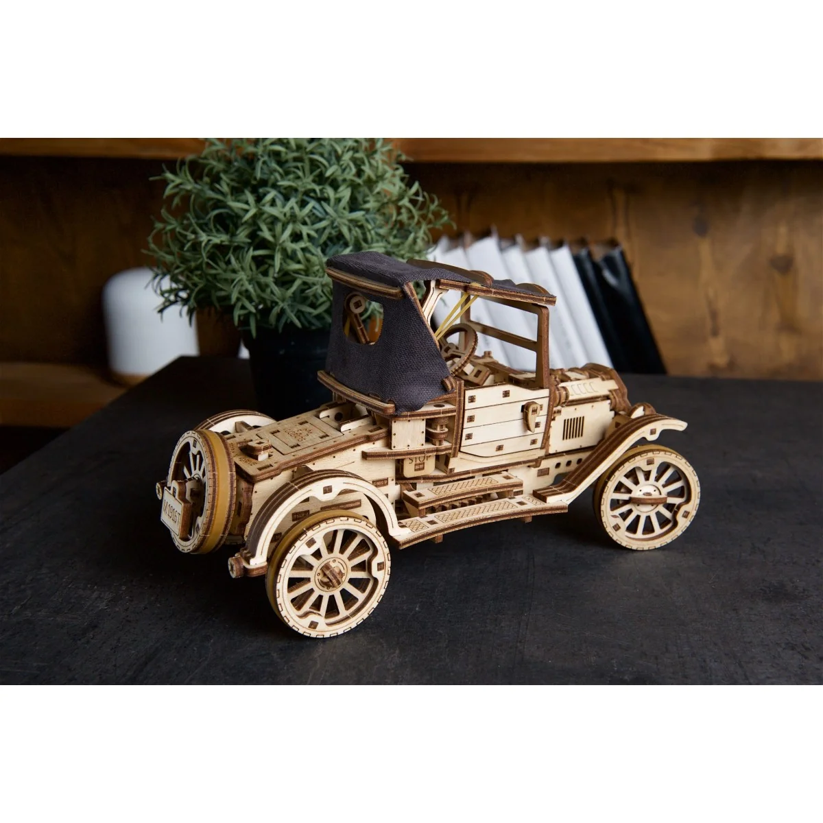 Car retro Ford Model T Puzzle 3D wood UGEARS UGEARS UG-70175 - 6 Car retro Ford Model T Puzzle 3D wood UGEARS UGEARS UG-70175 - 6