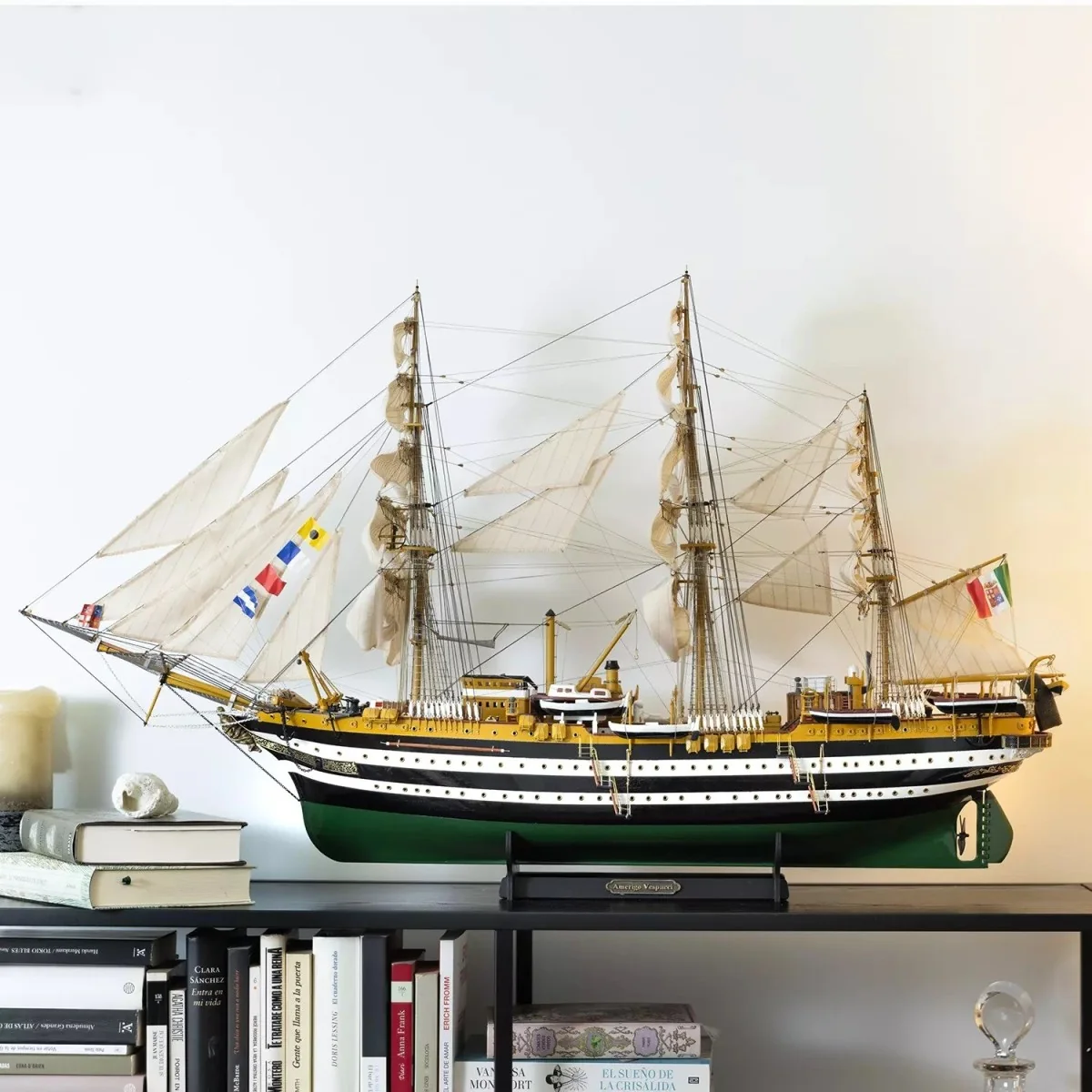 Boat Amerigo Vespucci 1/100 wood construction kit OcCre OcCre 15006 - 8 Boat Amerigo Vespucci 1/100 wood construction kit OcCre OcCre 15006 - 8