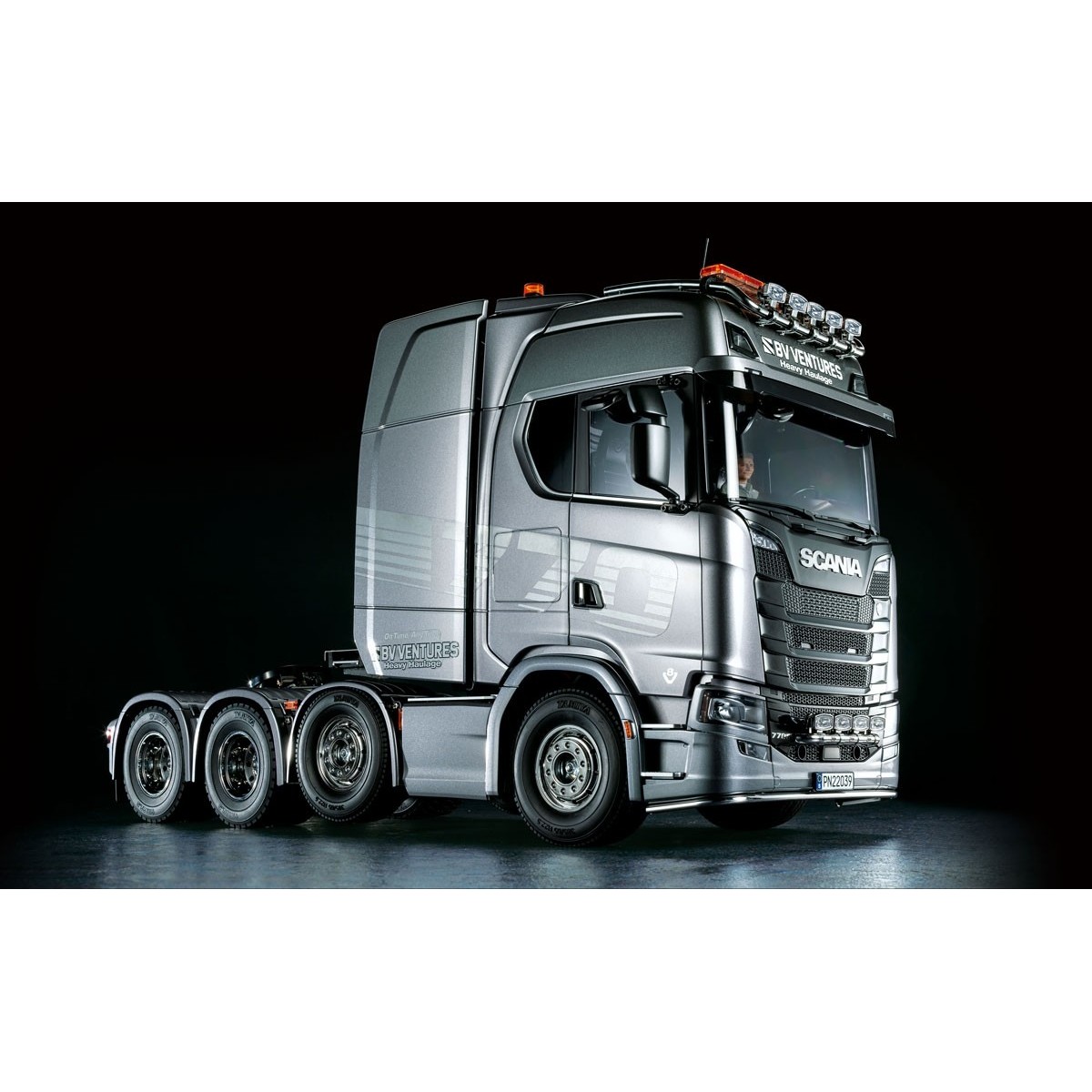 Truck Scania 770S 8x4/4 Kit 1/14 Tamiya 56371 Tamiya 56371 - 3 Truck Scania 770S 8x4/4 Kit 1/14 Tamiya 56371 Tamiya 56371 - 3