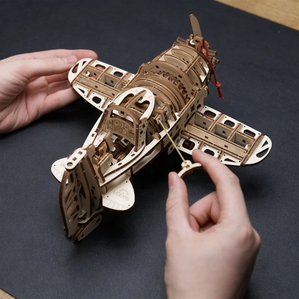 Airplane Mad Hornet Puzzle 3D wood UGEARS UGEARS UG-70183 - 6 Airplane Mad Hornet Puzzle 3D wood UGEARS UGEARS UG-70183 - 6