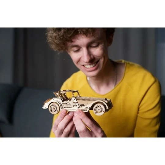 Voiture de sport Rapid Mouse Puzzle 3D bois UGEARS UGEARS UG-70202 - 10 UG-70202-Voiture de sport Rapid Mouse Puzzle 3D bois UGEARS - UG-70202
