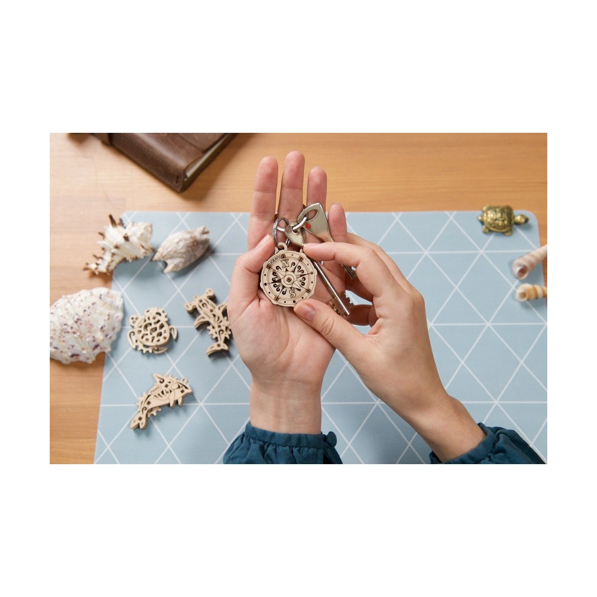 U-Fidgets Atlantic Ocean Puzzle 3D Wood UGEARS UGEARS UG-70201 - 9