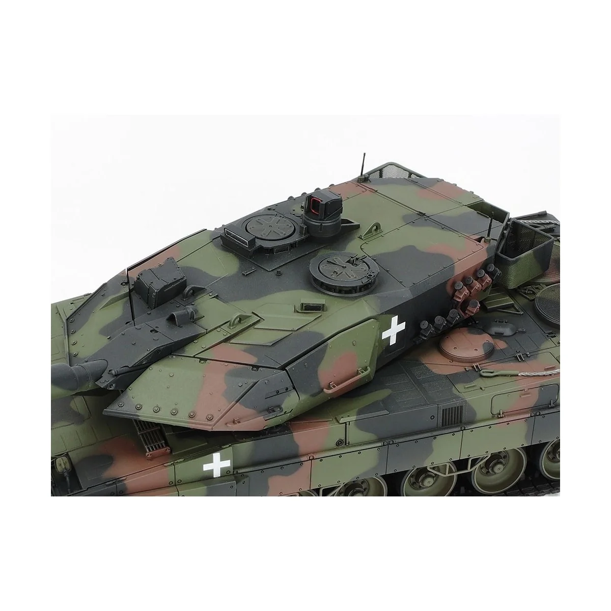 Char Leopard 2 A6 Ukraine 1/35 Tamiya Tamiya 25207 - 2 Char Leopard 2 A6 Ukraine 1/35 Tamiya Tamiya 25207 - 2