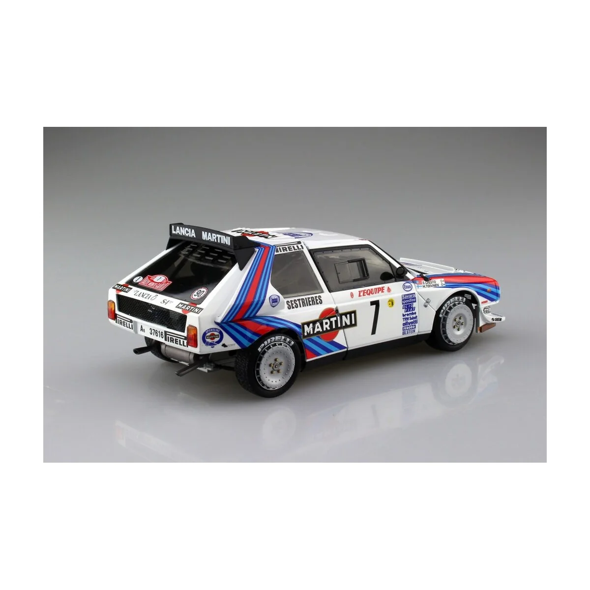 Lancia Delta S4 - Martini '86 Rally Monte Carlo 1/24 Nunu NU24030 - 4 Lancia Delta S4 - Martini '86 Rally Monte Carlo 1/24 Nunu NU24030 - 4
