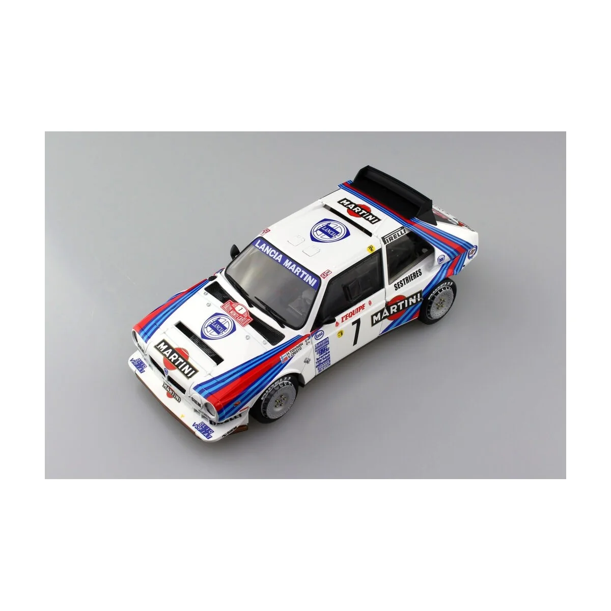 Lancia Delta S4 - Martini '86 Rally Monte Carlo 1/24 Nunu NU24030 - 5 Lancia Delta S4 - Martini '86 Rally Monte Carlo 1/24 Nunu NU24030 - 5