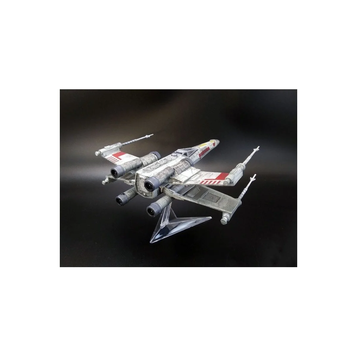 Star Wars: A New Hope X-wing Fighter 1/64 MPC MPC948/12 - 4 Star Wars: A New Hope X-wing Fighter 1/64 MPC MPC948/12 - 4