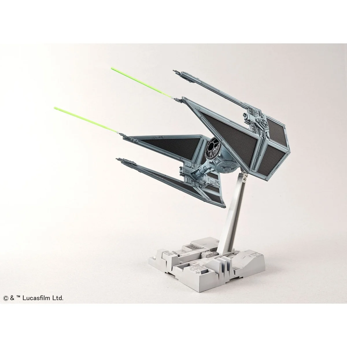 TIE Interceptor Star Wars 1/72 Revell Bandai Revell 01212 - 2
