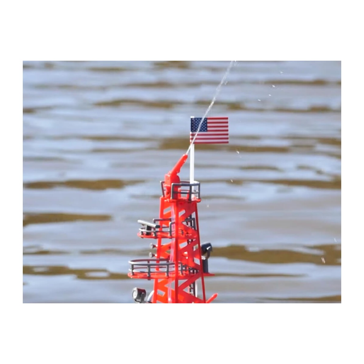 Bateau Remorqueur Word Boat avec jet d'eau RTR Heng Long  HL3810 - 15