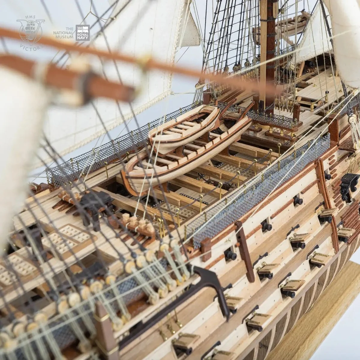 Bateau HMS Victory 1/87 kit construction bois OcCre OcCre PR001 - 11 Bateau HMS Victory 1/87 kit construction bois OcCre OcCre PR001 - 11