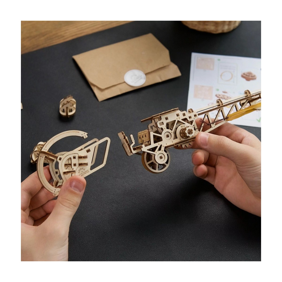 Mini Helicopter Puzzle 3D Wood UGEARS UGEARS UG-70225 - 7 Mini Helicopter Puzzle 3D Wood UGEARS UGEARS UG-70225 - 7