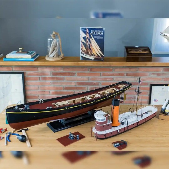 61002-Tug boat Hercules RC 1/50 wood construction kit OcCre