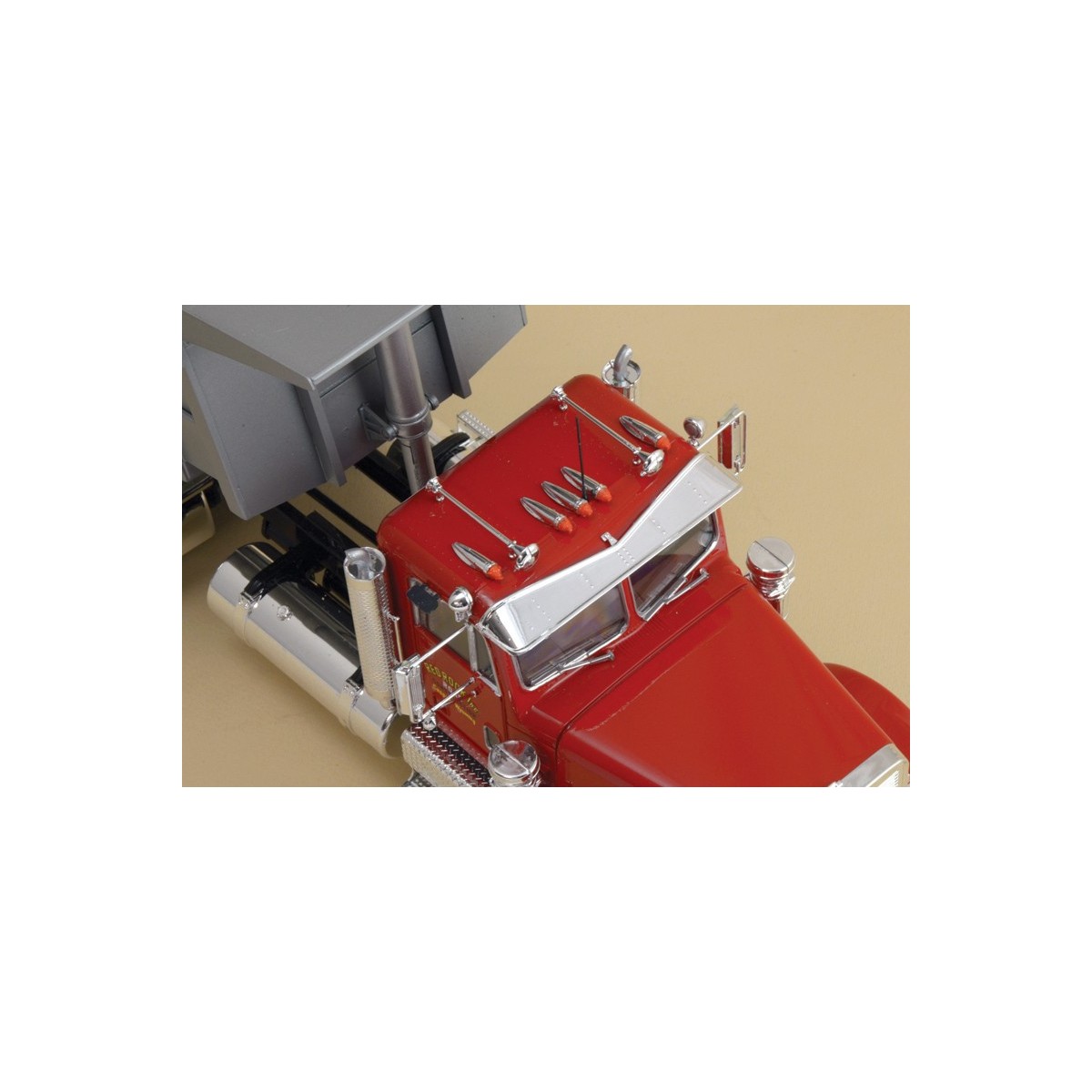 Camion Porteur benne Freightliner 1/24 Italeri Italeri I3783 - 4