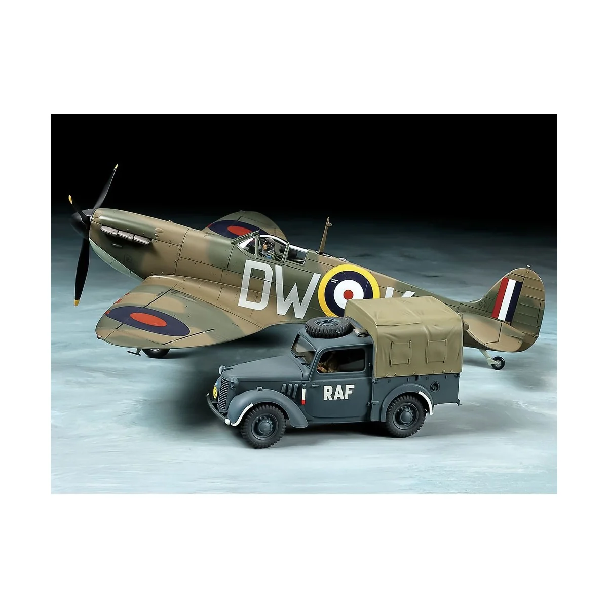 Spitfire Mk.I Aircraft and Tamiya 10HP 1/48 Light Utility Car Tamiya 25211 - 1