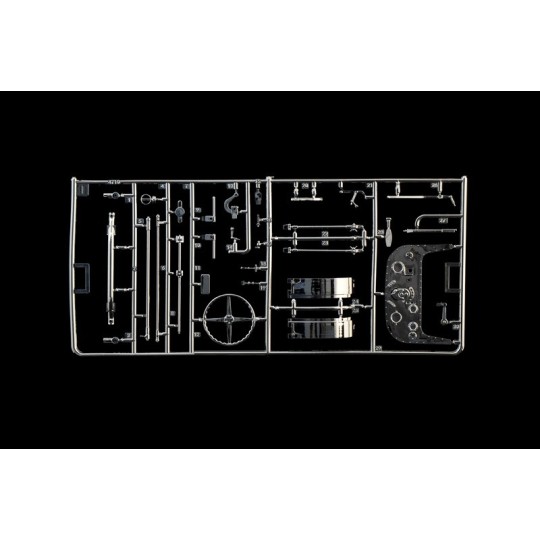 I4713-Bugatti 35B Roadster 1/12 Italeri