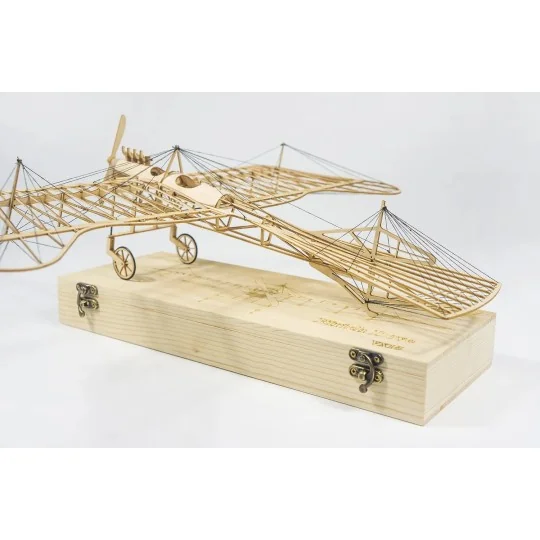 Etrich Taube Dove 1/31 découpe laser bois, modèle statique DW Hobby DW Hobby - Dancing Wings Hobby VX15 - 2 VX15-Etrich Taube Dove 1/31 découpe laser bois, modèle statique DW Hobby - VX15