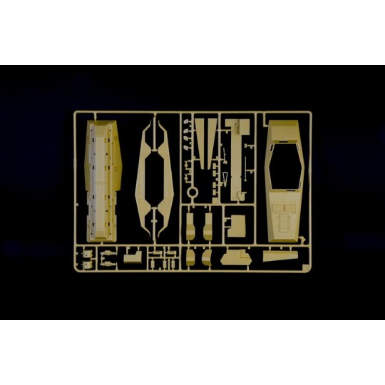 I6756-Char Sd.Kfz.234/3 1/35 Italeri