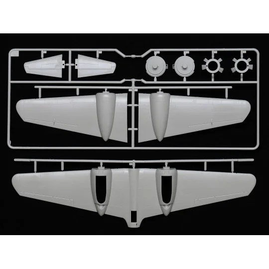 25217-Avion Mistubishi Ki-46 III et Kurogane 1/48 Tamiya - 25217