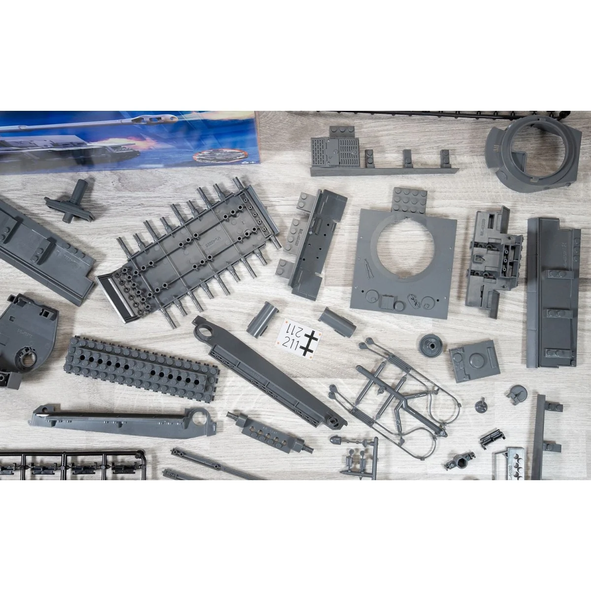 Char Tiger I - Quick Build Airfix Airfix J6041 - 6 Char Tiger I - Quick Build Airfix Airfix J6041 - 6