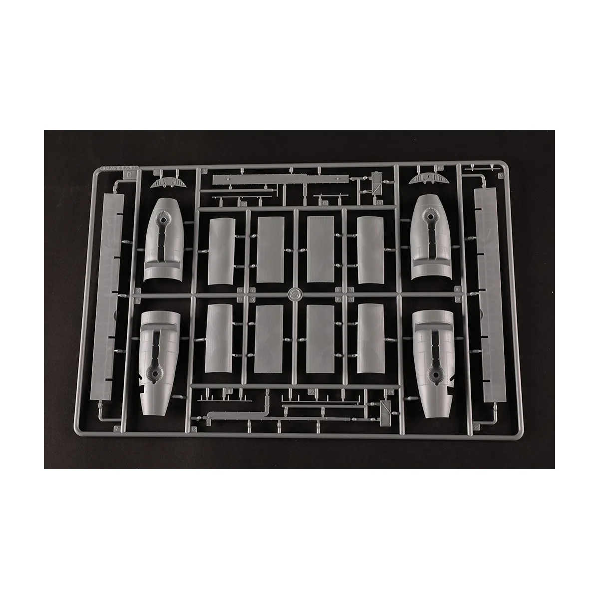 US B-24J Liberator 1/48 Hobby Boss Hobby Boss HB81774 - 11