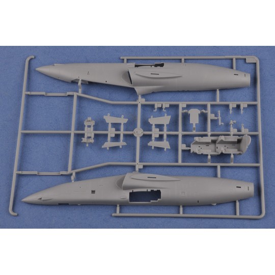HB81744-A-1B Trainer 1/48 Hobby Boss - HB81744
