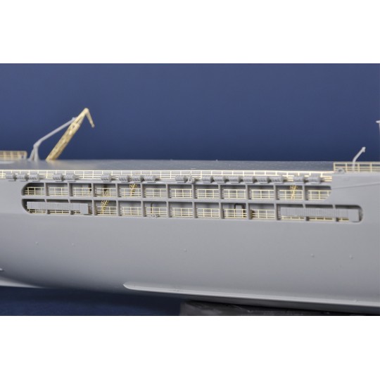Boat JEANNE D'ARC French helicopter carrier 2008 1/350 Trumpeter Trumpeter TR05635 - 9 TR05635-Boat JEANNE D'ARC French helicopter carrier 2008 1/350 Trumpeter - TR05635
