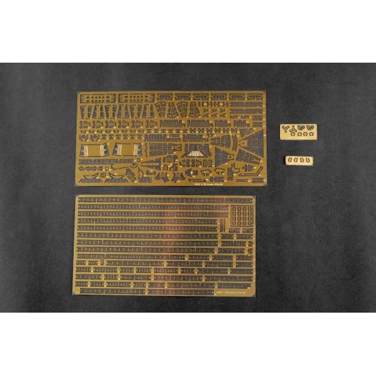 TR05635-Boat JEANNE D'ARC French helicopter carrier 2008 1/350 Trumpeter