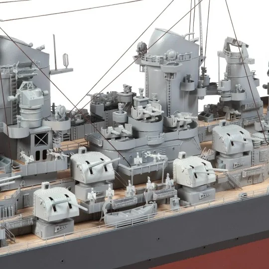 16002-USS Missouri BB-63 1/200 Ochre Wood Construction Kit - 16002
