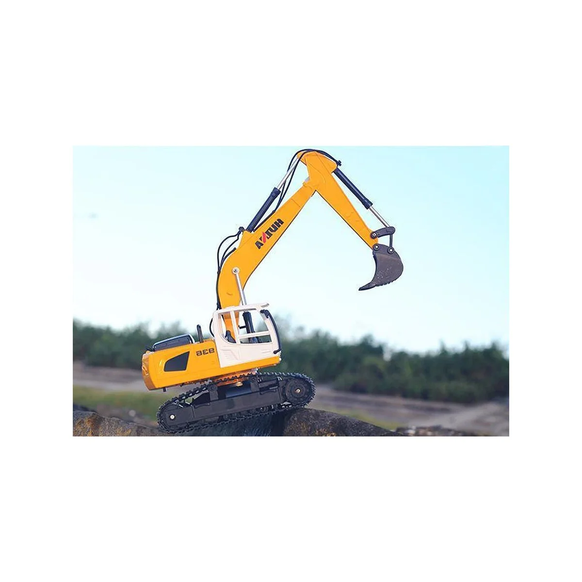 RC 1/24 2.4Ghz Crawler Excavator - HuiNa HuiNa Toys CY1516 - 7 RC 1/24 2.4Ghz Crawler Excavator - HuiNa HuiNa Toys CY1516 - 7