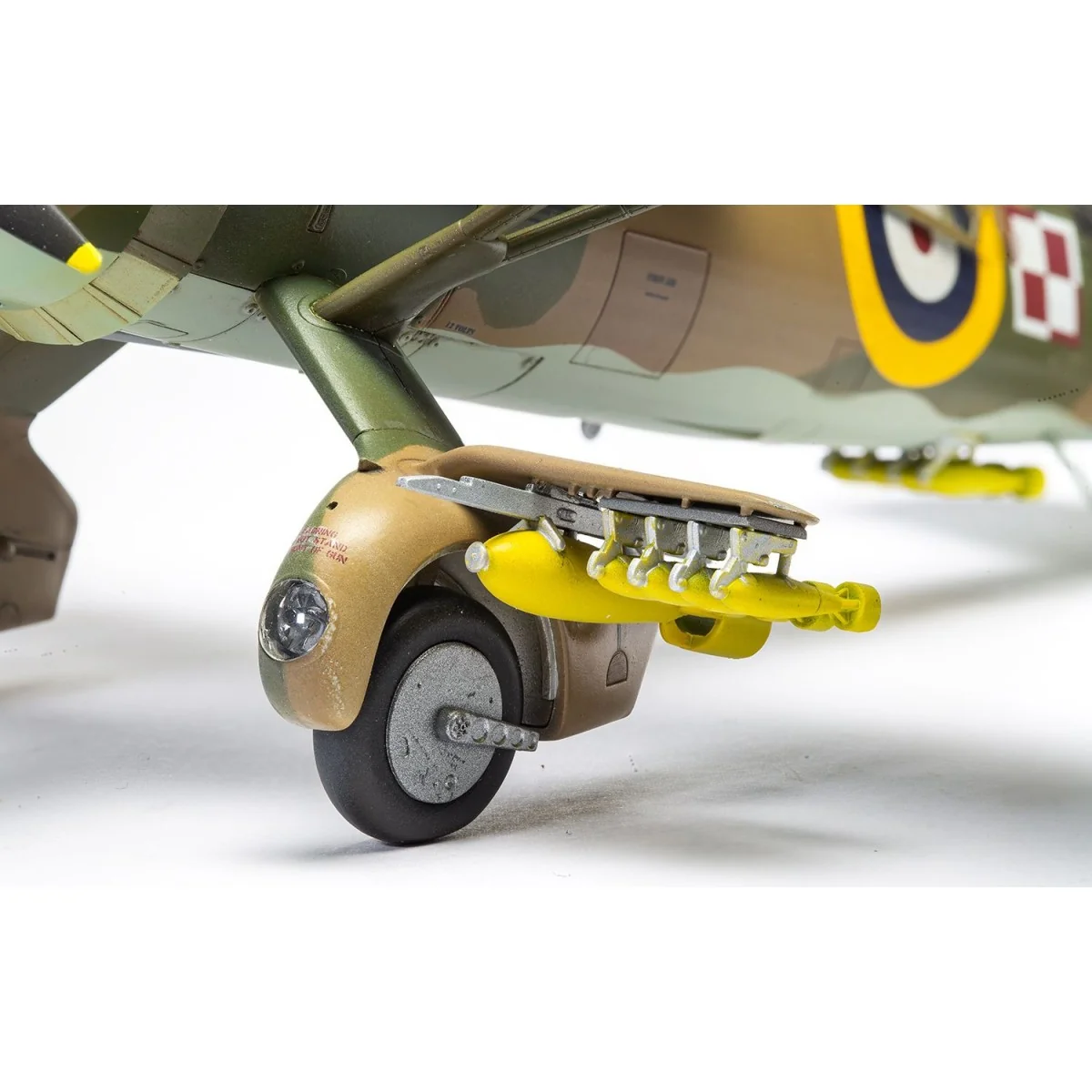 Westland Lysander Mk.I/Mk.III 1/48 Airfix aircraft Airfix A07116 - 10