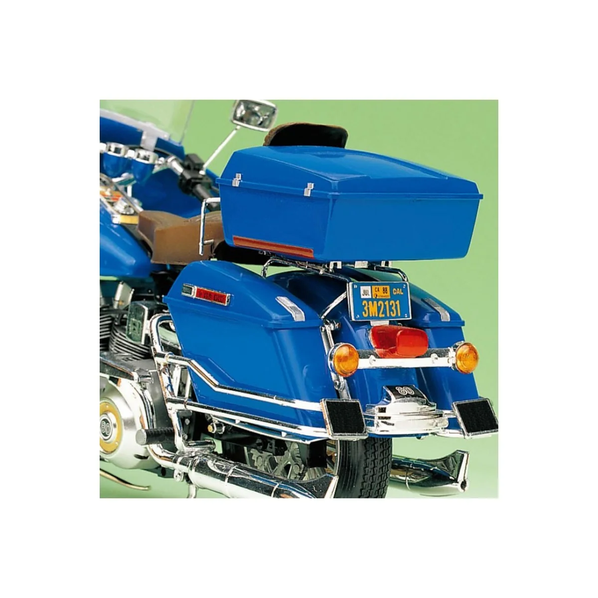 Harley Davidson Classic Electra 1/10 Academy Motorcycle Academy AC15501 - 6 Harley Davidson Classic Electra 1/10 Academy Motorcycle Academy AC15501 - 6