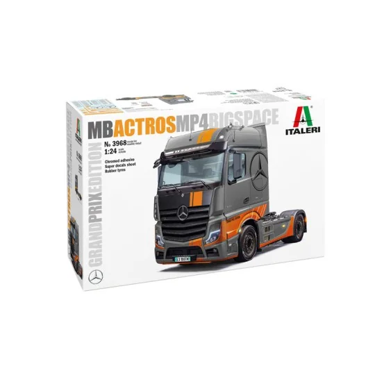 I3968-Camion Mercedes Actros MP4 Big Space Grand prix 1/24 Italeri