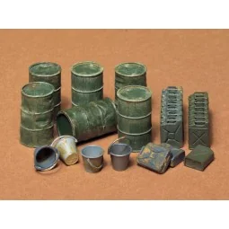Tamiya 1/35 Fuel Canisters & Jerry Cans Tamiya 35026 - 1