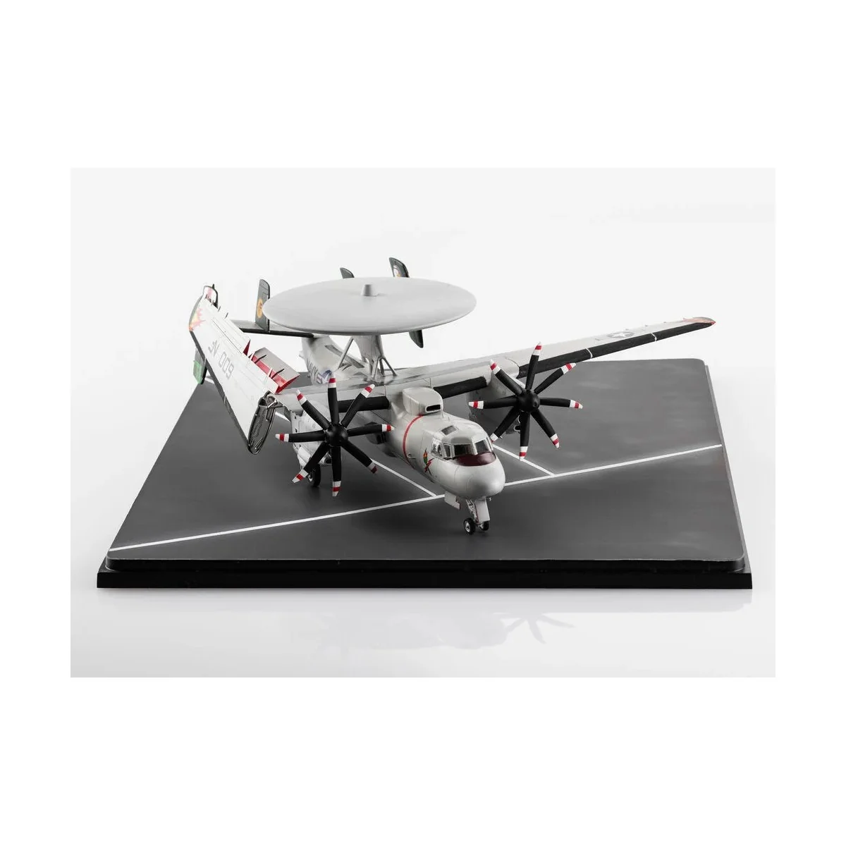 E-2C Hawkeye 1/72 Heller Heller HEL-82300 - 6 E-2C Hawkeye 1/72 Heller Heller HEL-82300 - 6
