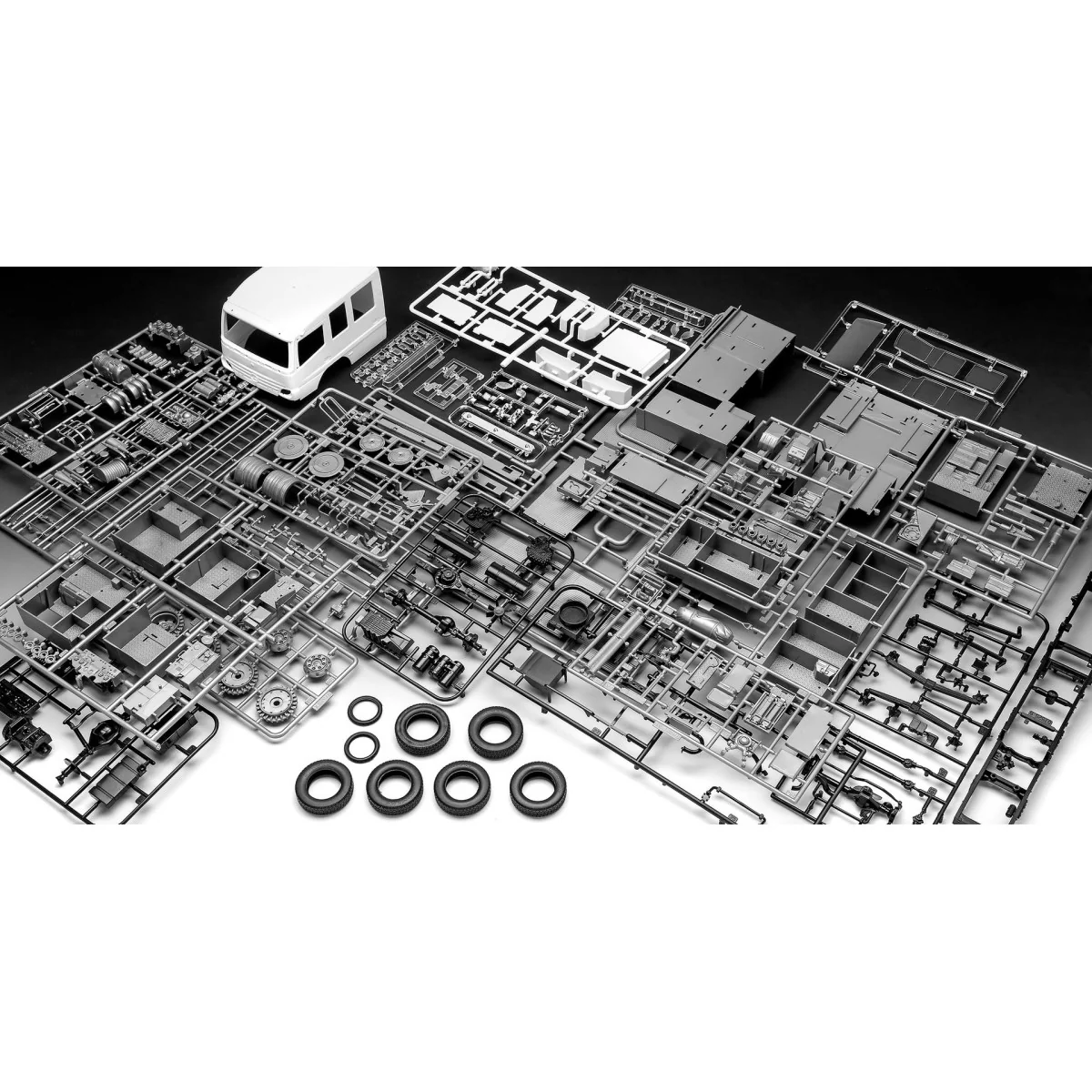 Schlingmann LF 20-16 1/24 Revell fire truck Revell 07404 - 8