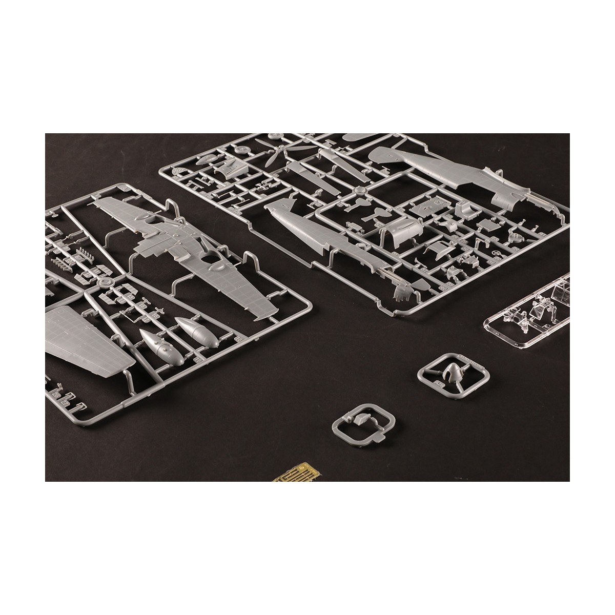 Messerschmitt Bf109E-4 1/48 Hobby Boss Hobby Boss HB81792 - 12