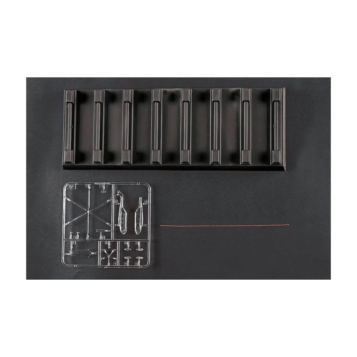 Bateau JEANNE D'ARC Porte-hélicoptères Français 1964 1/350 Trumpeter Trumpeter TR056356 - 13