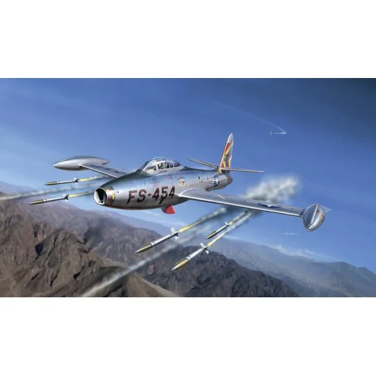 I1321-F-84G Thunderjet aircraft 1/72 Italeri - I1321