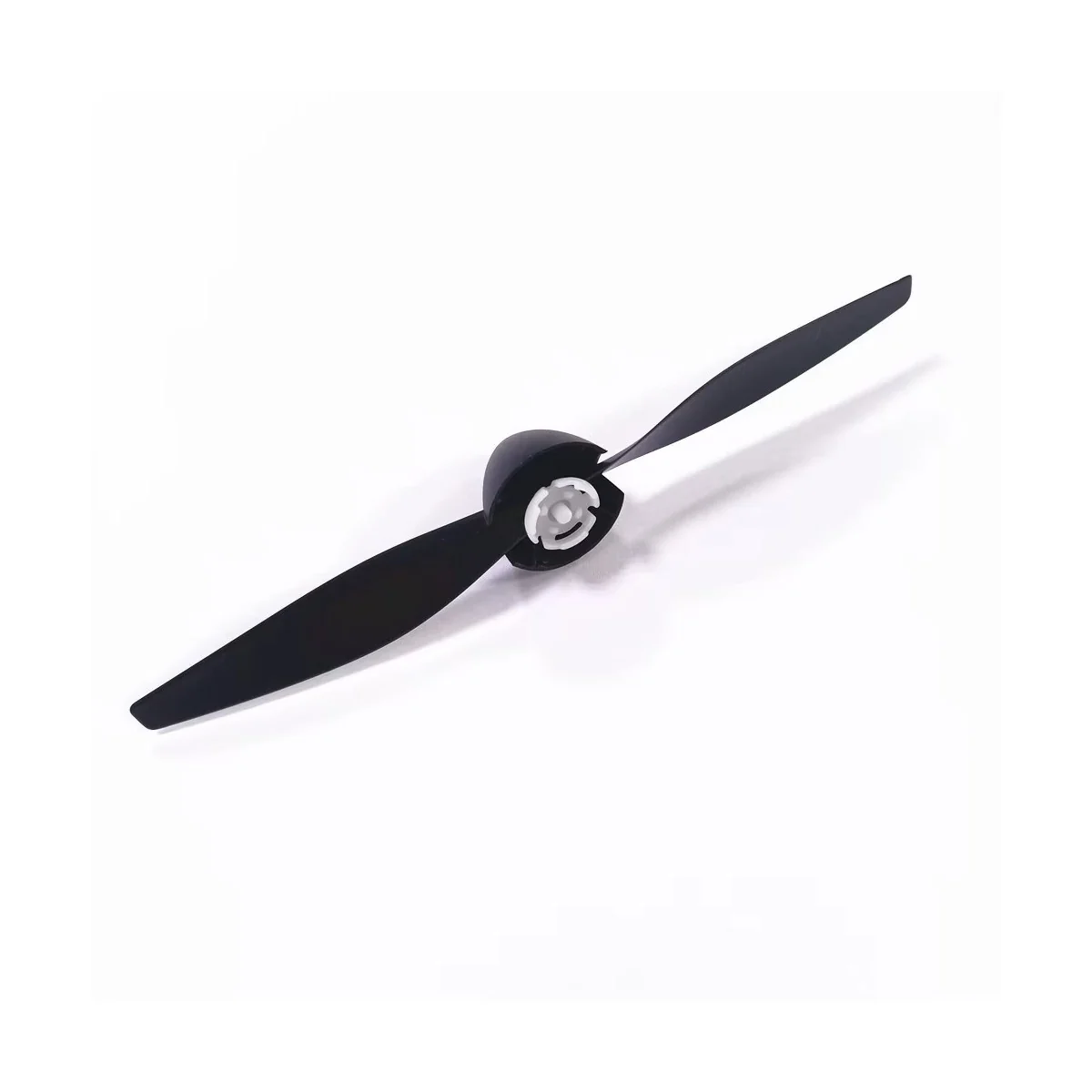 Hélice bipales pour avion TrainStar STUNT 500 V768-4 Volantex (x2) Volantex V-P7680405 - 2