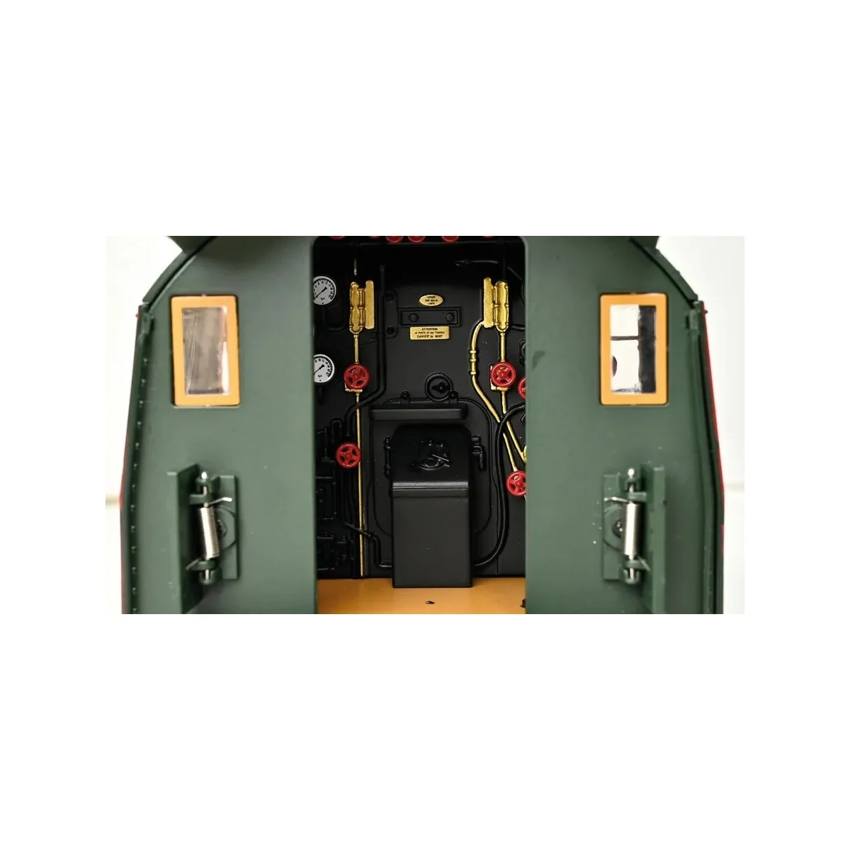 Model kit of the SNCF 141 R Mikado type steam locomotive - IXO COLL...