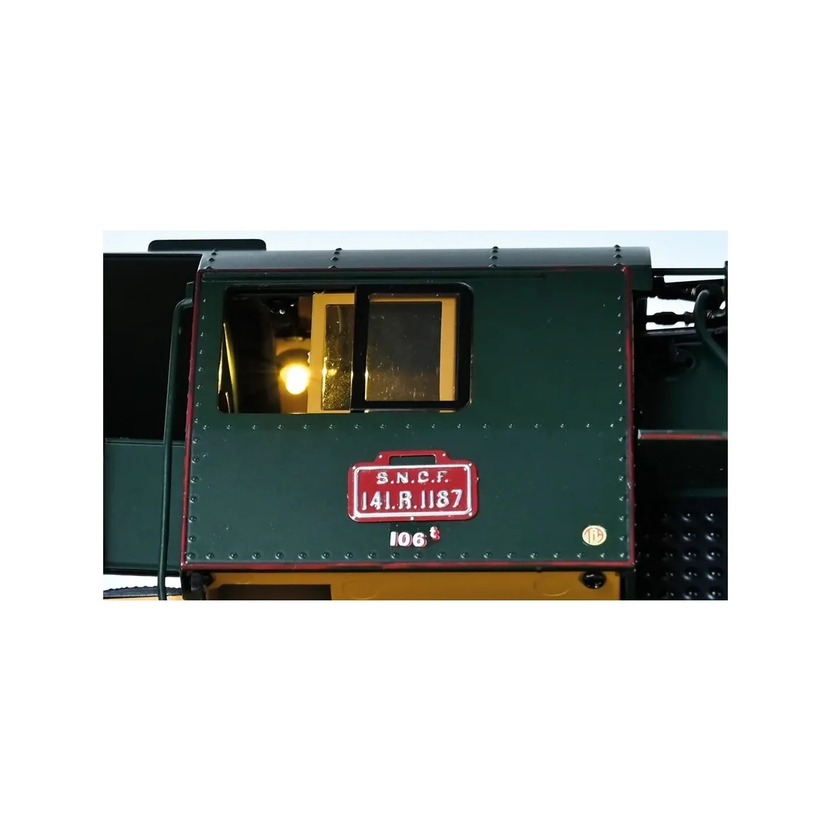 Model kit of the SNCF 141 R Mikado type steam locomotive - IXO COLL...