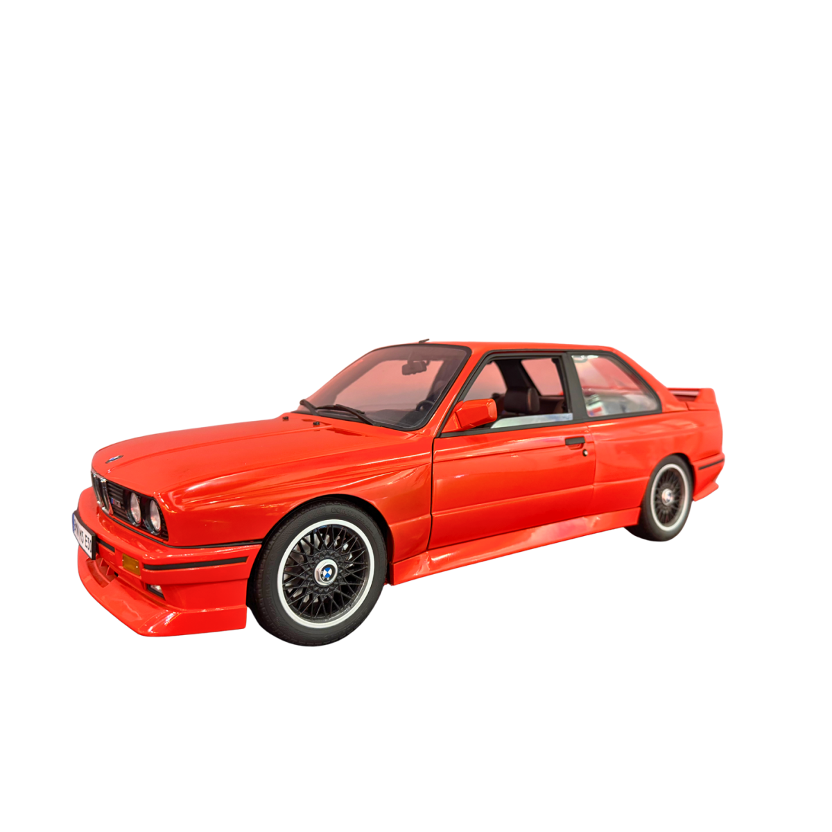 Maquette BMW M3 E30 1/8 - IXO Collections - IXC.M3.FK