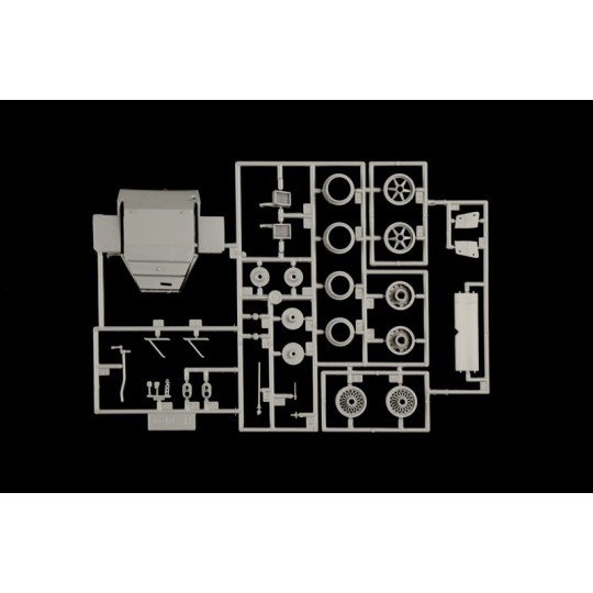 I3678-Italeri 1/24 scale Porsche 956 Jägermeister model car - I3678