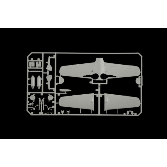 Focke-Wulf FW 190 A-7/A8 ACES 1/72 scale model airplane by Italeri - I1490 I1490-Focke-Wulf FW 190 A-7/A8 ACES 1/72 scale model airplane by Italeri - I1490
