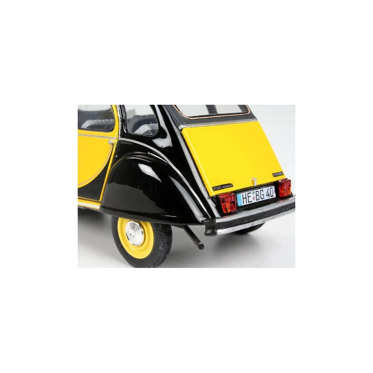 Citroën 2CV Charleston 1/24 Revell model - 07095 - 07095