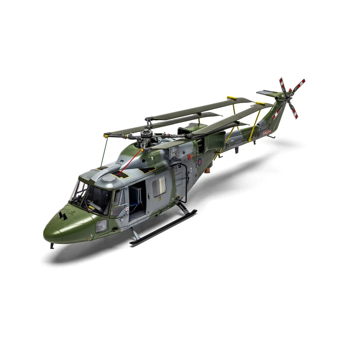 Airfix Westland Lynx AH-7 1/48 scale helicopter model - A09101A - A... Airfix Westland Lynx AH-7 1/48 scale helicopter model - A09101A - A...