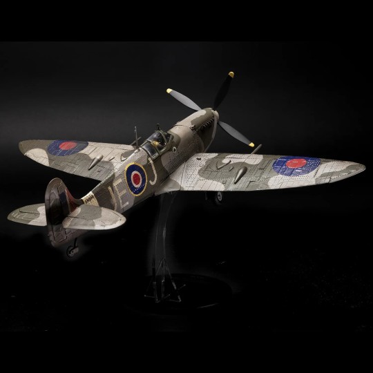 2WW01-Maquette d’avion Supermarine Spitfire Mk IXc EN398 1/24 kit construction bois OcCre - 2WW01