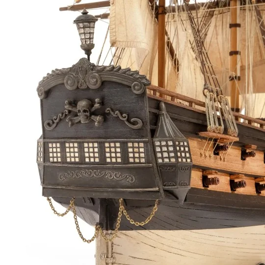12015-Maquette bateau pirate Royal Fortune 1/65 kit construction bois OcCre - 12015